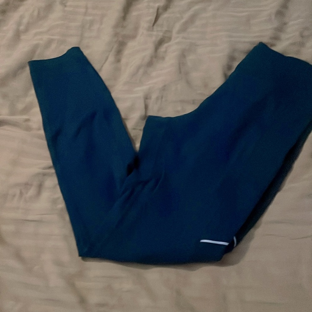 Lululemon workout pants